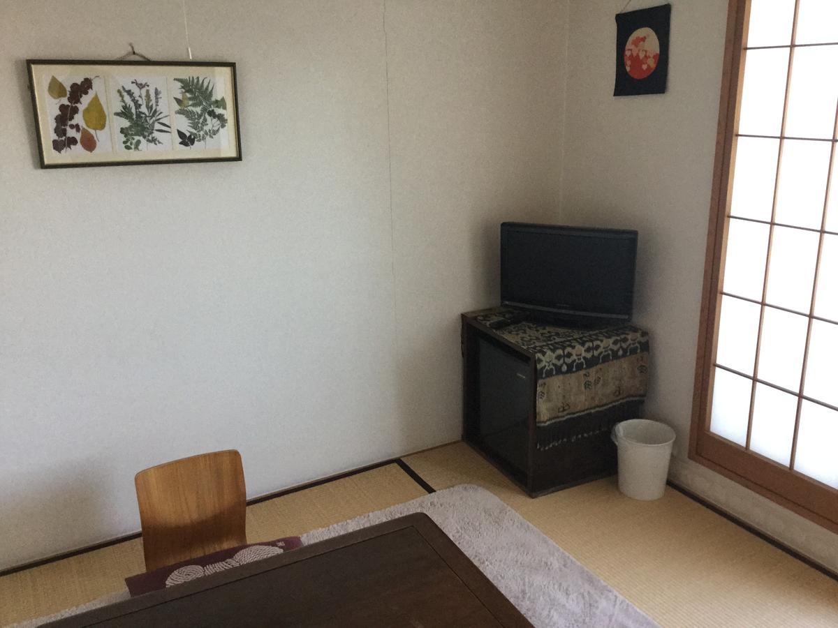 Chiisana Hotel Hanaikada 伊东 外观 照片