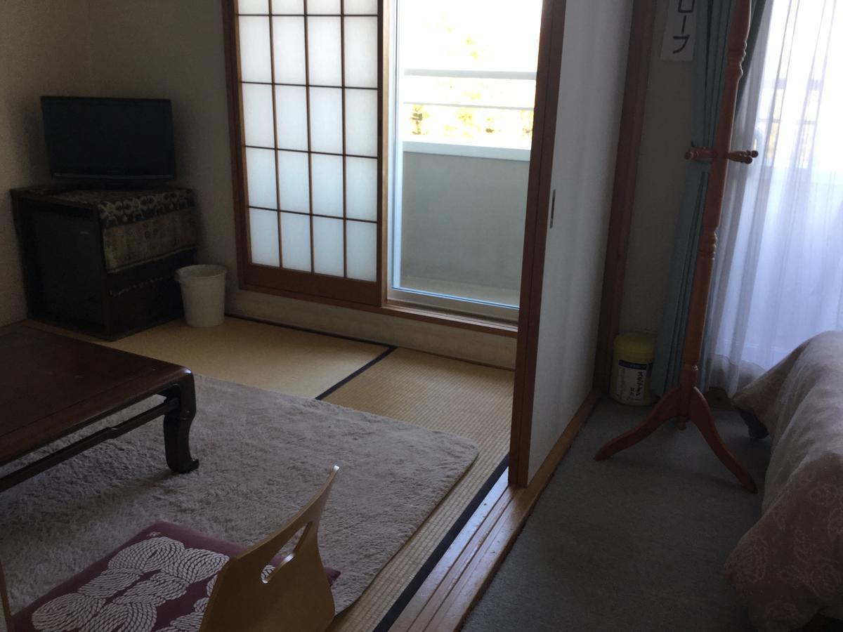 Chiisana Hotel Hanaikada 伊东 外观 照片