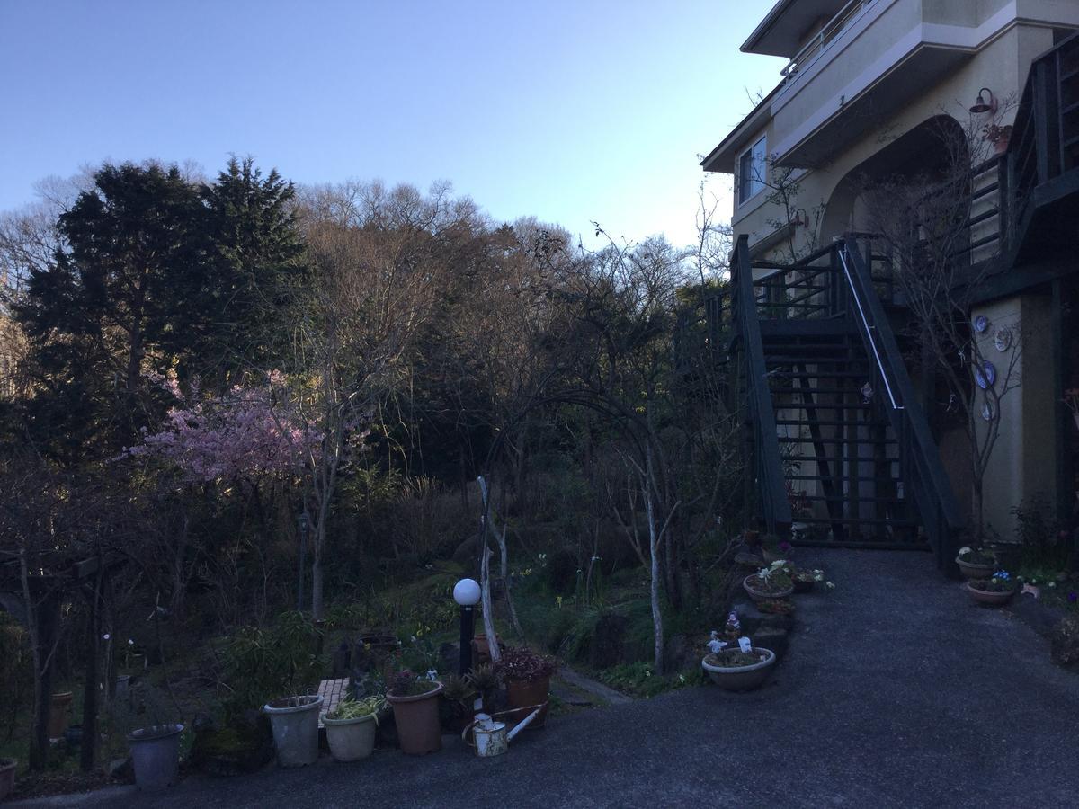 Chiisana Hotel Hanaikada 伊东 外观 照片